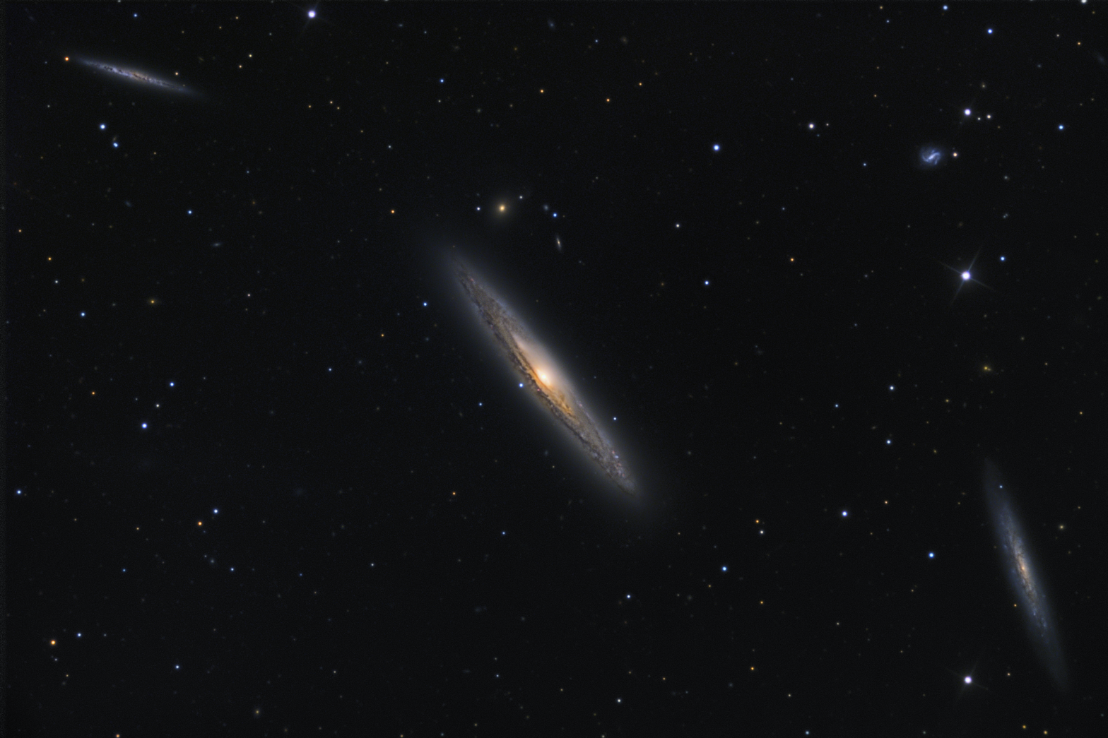 NGC 4216