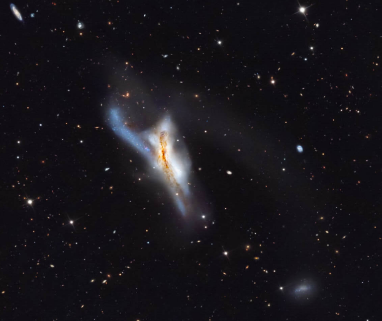 NGC 520