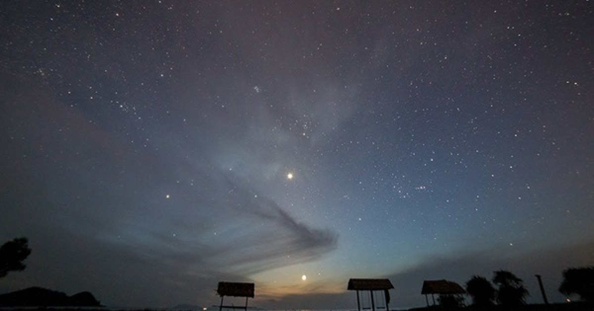 Venus Rises Venus rises before dawn | Astronomy.com