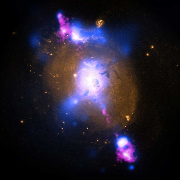 Black hole in the center of the galaxy 4C+29.30 is generating two powerful jets of particles