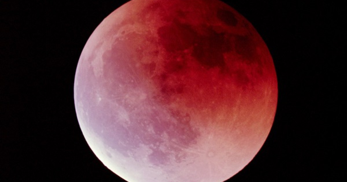 Eclipse of the Super Moon | Astronomy.com