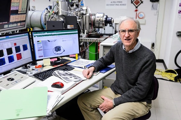 JohnValleywithSIMSthmb