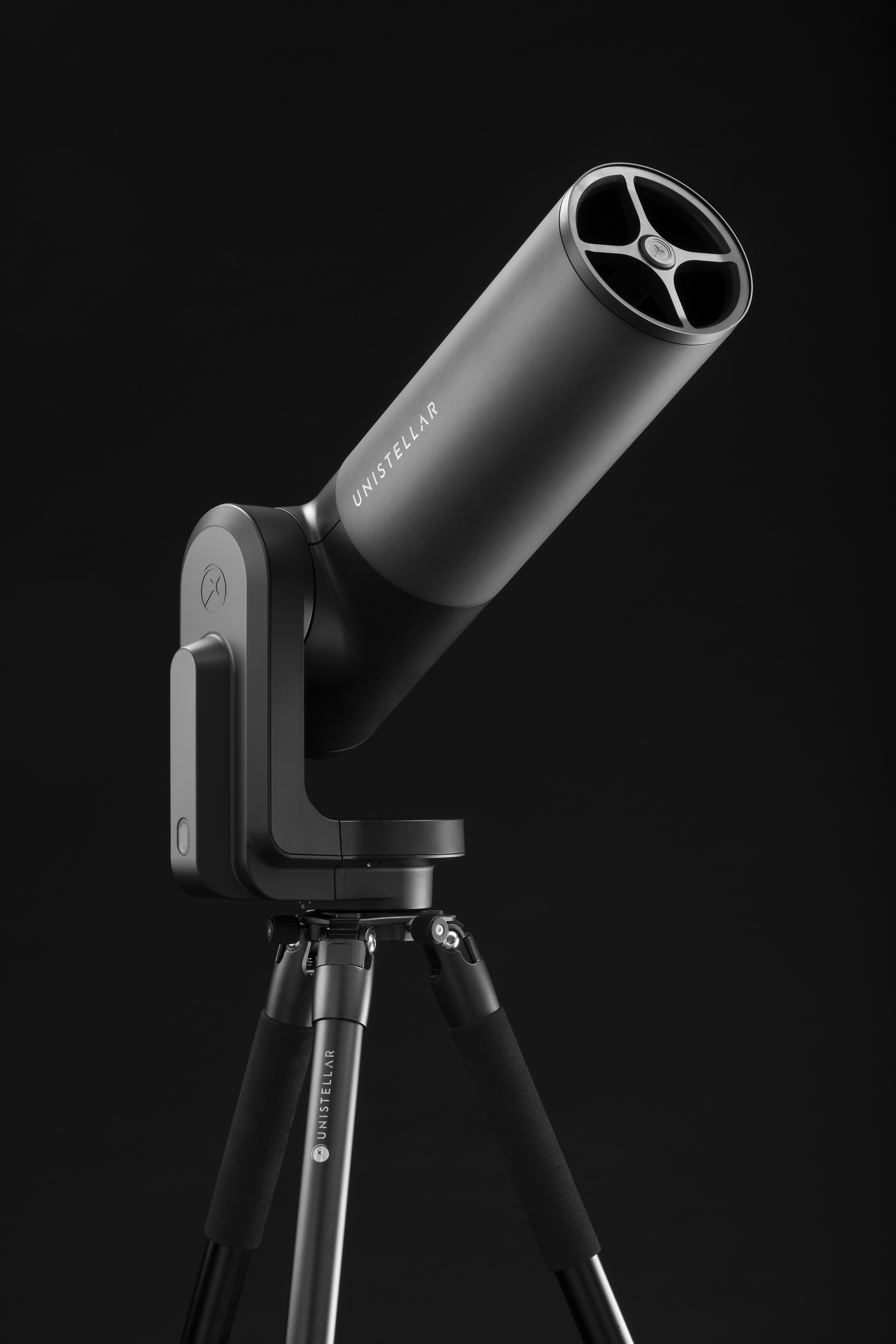 The automated Unistellar eQuinox 2 telescope.