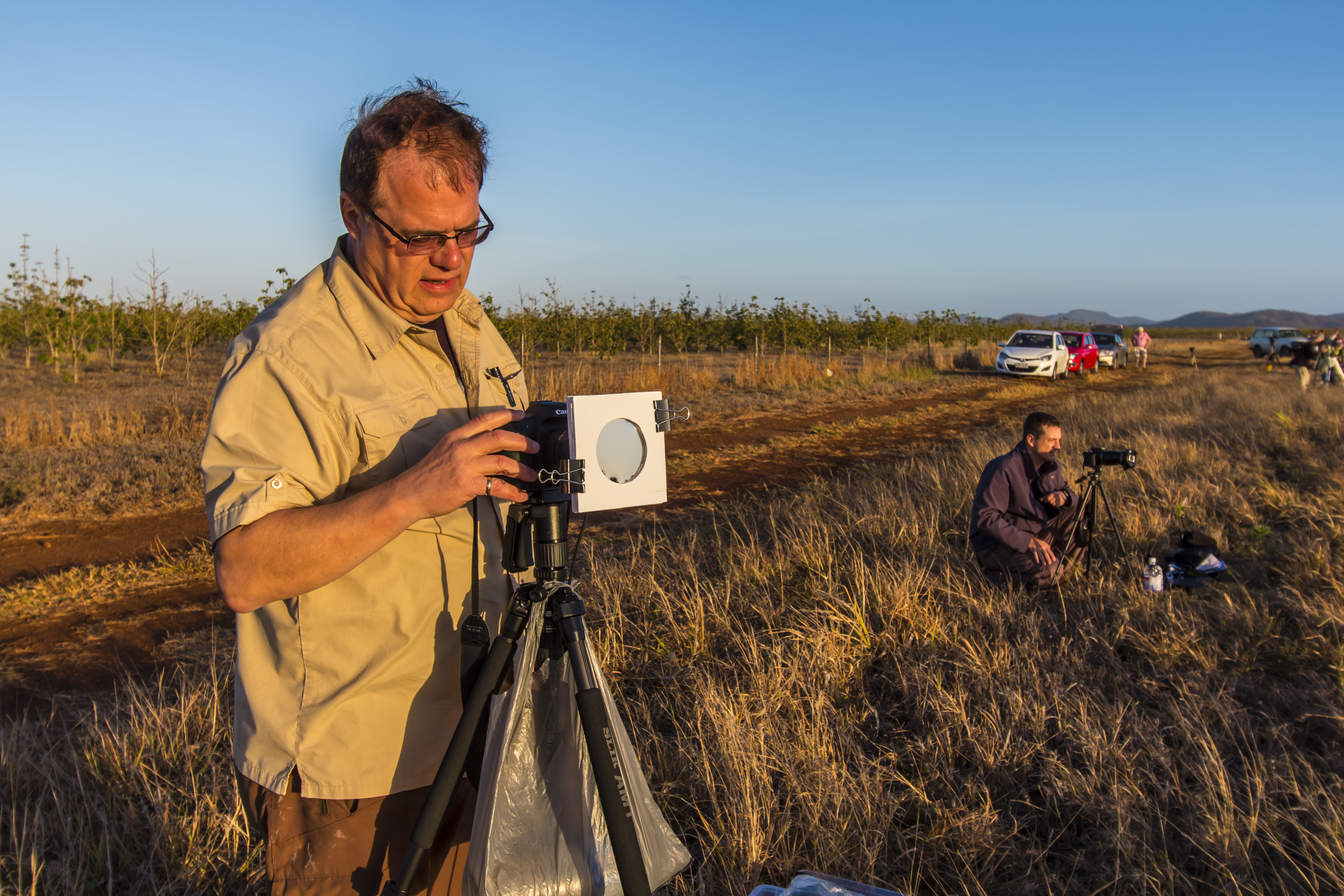 Preparing
a camera for the Nov. 14, 2012, total eclipse over Australia.