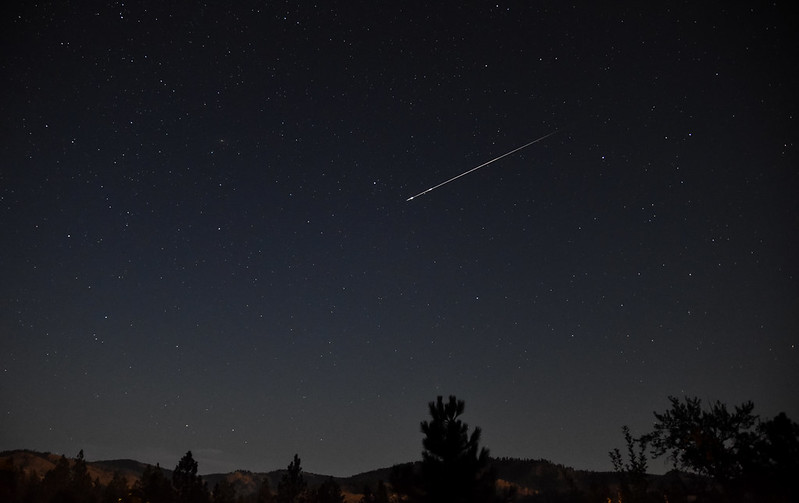 Sporadic meteor