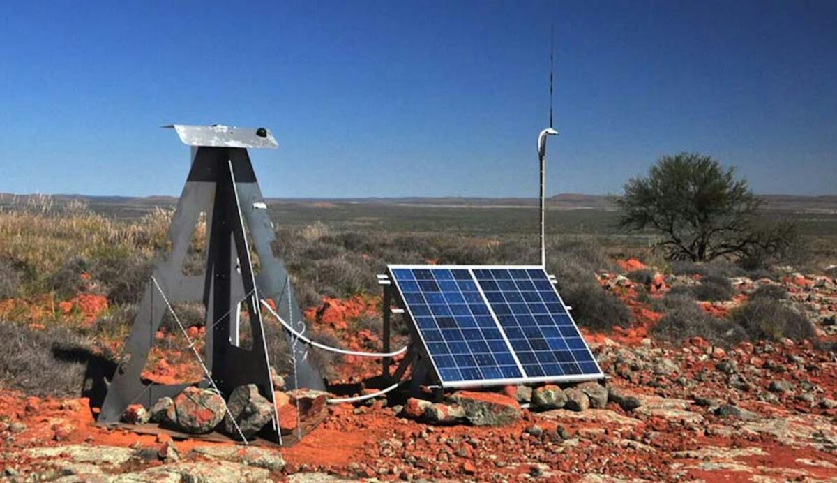 A Desert Fireball Network automated remote observatory in South Australia