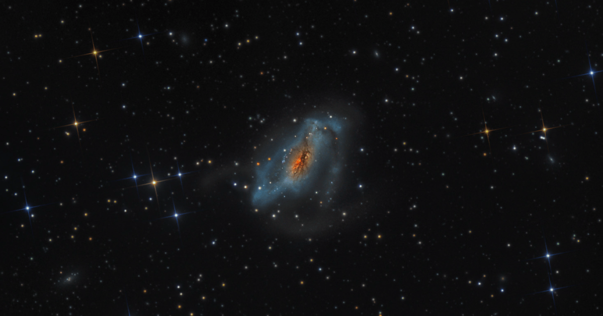 Mark-Hanson-NGC-2146.png?