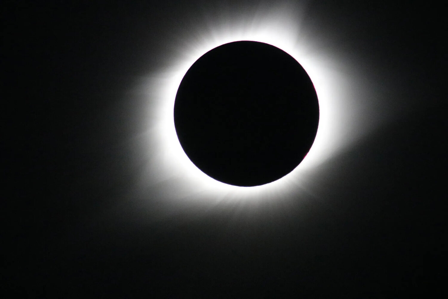 https://www.astronomy.com/wp-content/uploads/2025/05/eclipse_1-e1752701173106.jpg