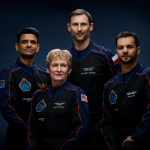 Axiom 4 makes history while Starlink launches dominate the week