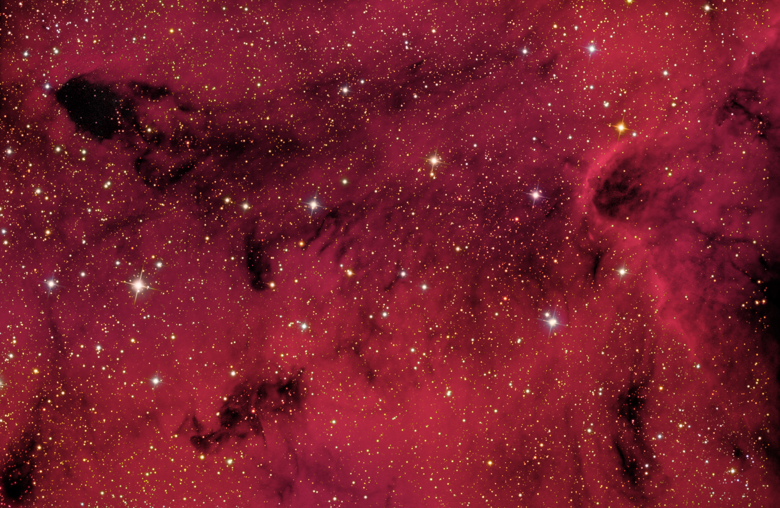 https://www.astronomy.com/wp-content/uploads/2025/07/ASY-BL0725_05-scaled.png