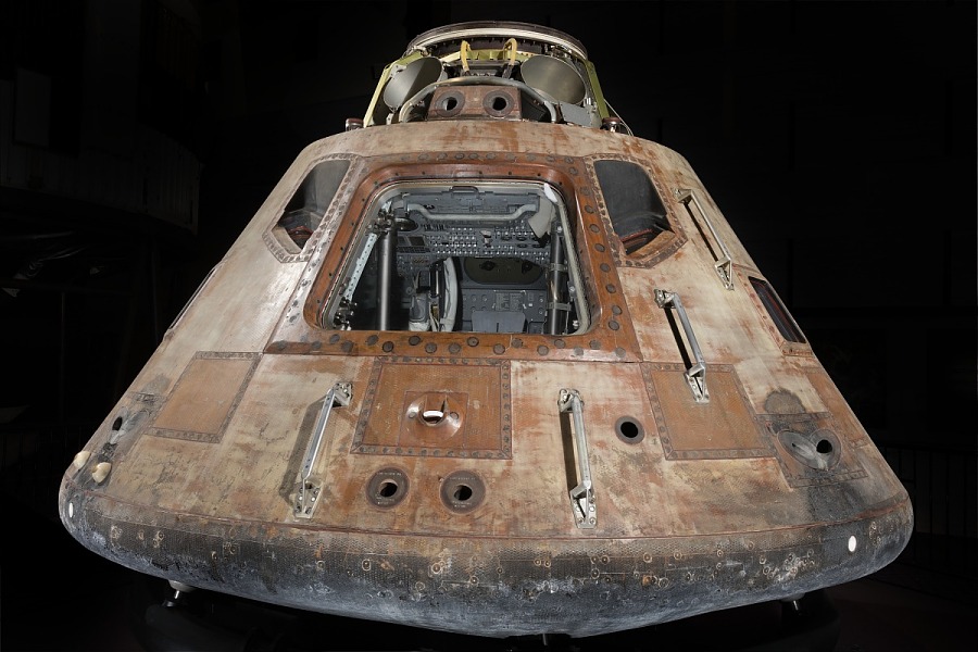 https://www.astronomy.com/wp-content/uploads/2025/08/NASM-A19700102000-NASM2016-04272.jpg