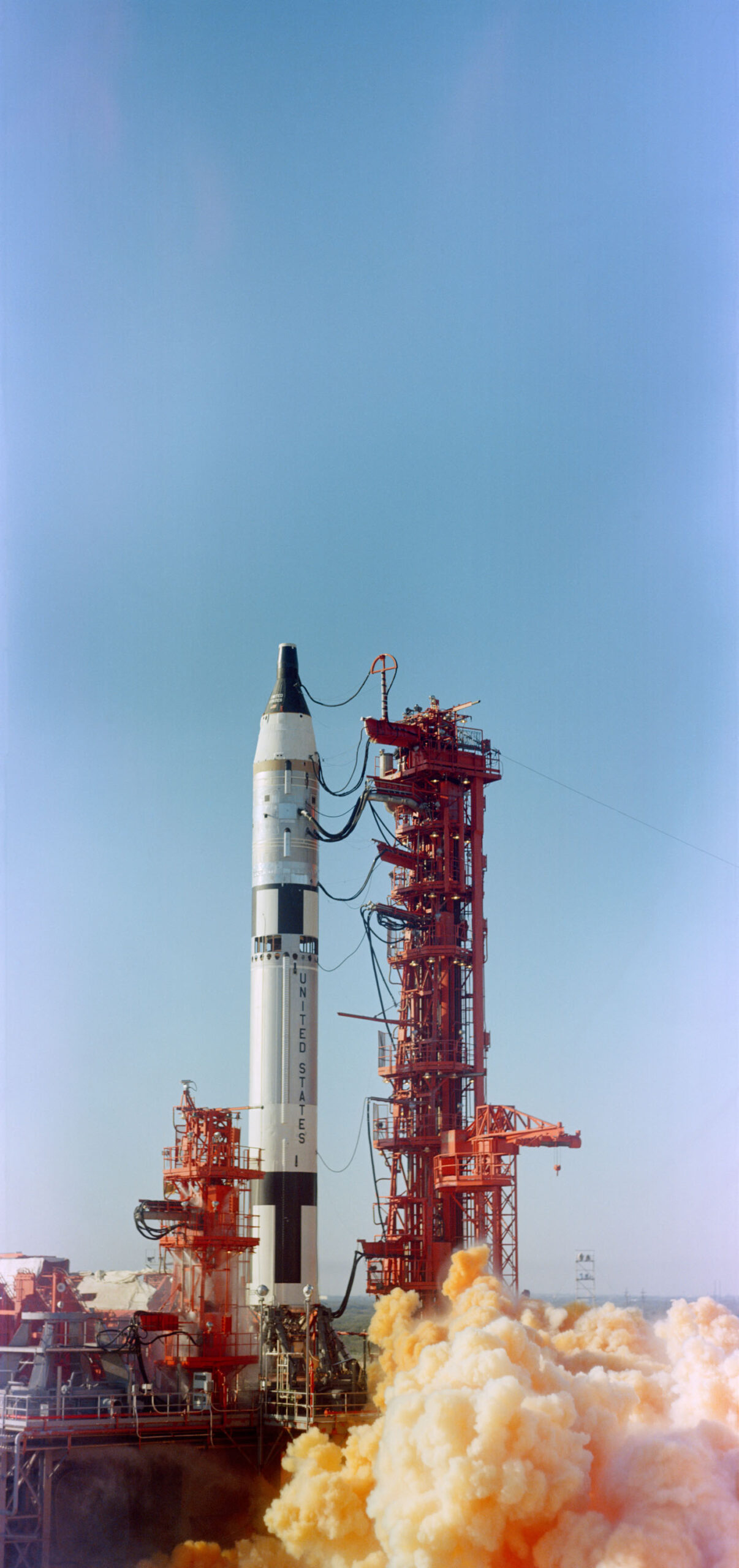 Jan. 19, 1965: Gemini 2 launches