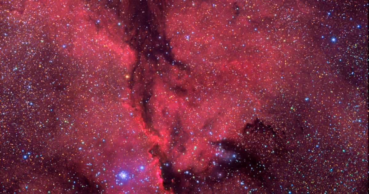 Observe the deep sky in Ara