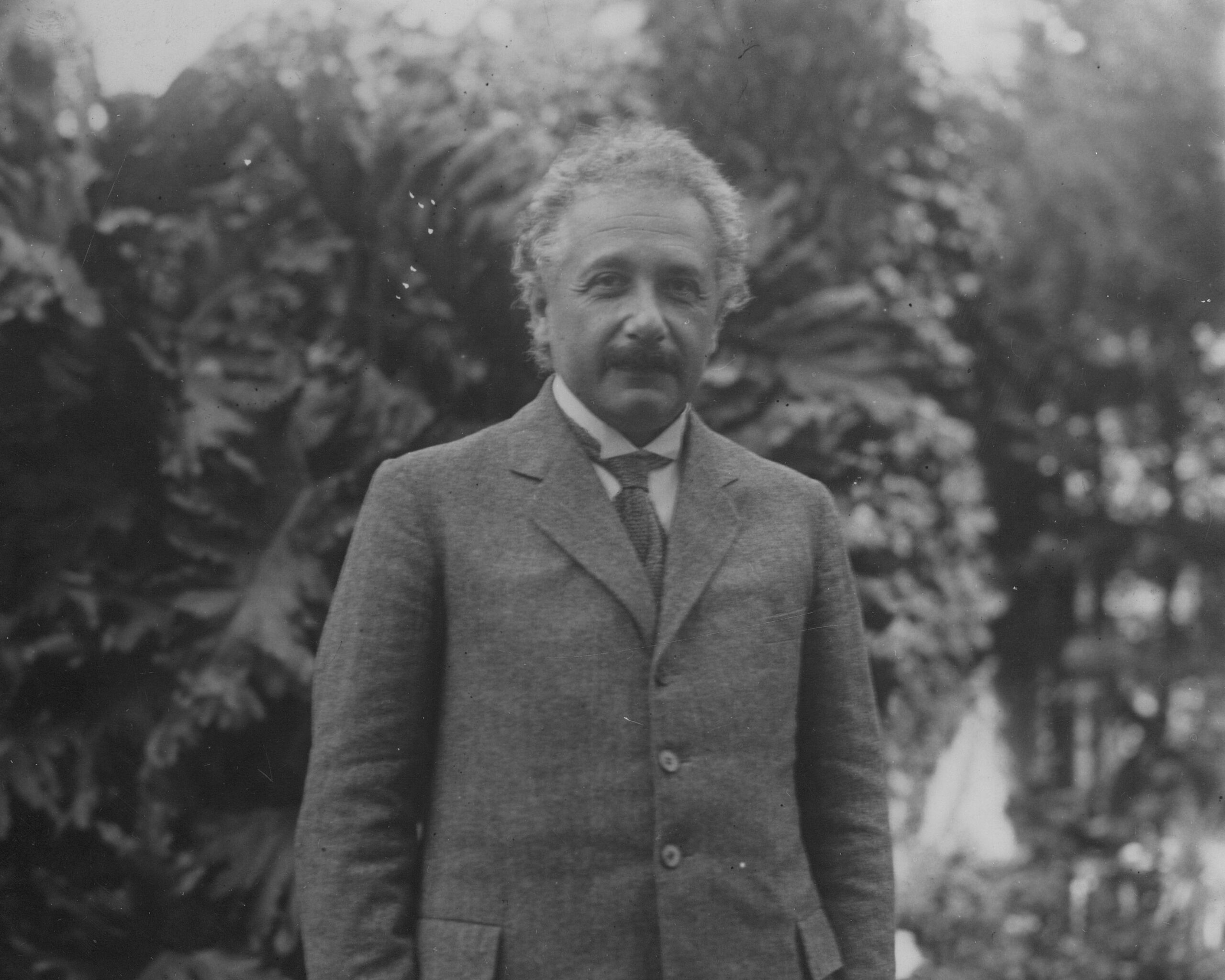 https://www.astronomy.com/wp-content/uploads/2026/03/Albert_Einstein_in_Argentina_-_AR-AGN-AGN01-AGAS-Ddf-rg-1626-90856-scaled.jpg