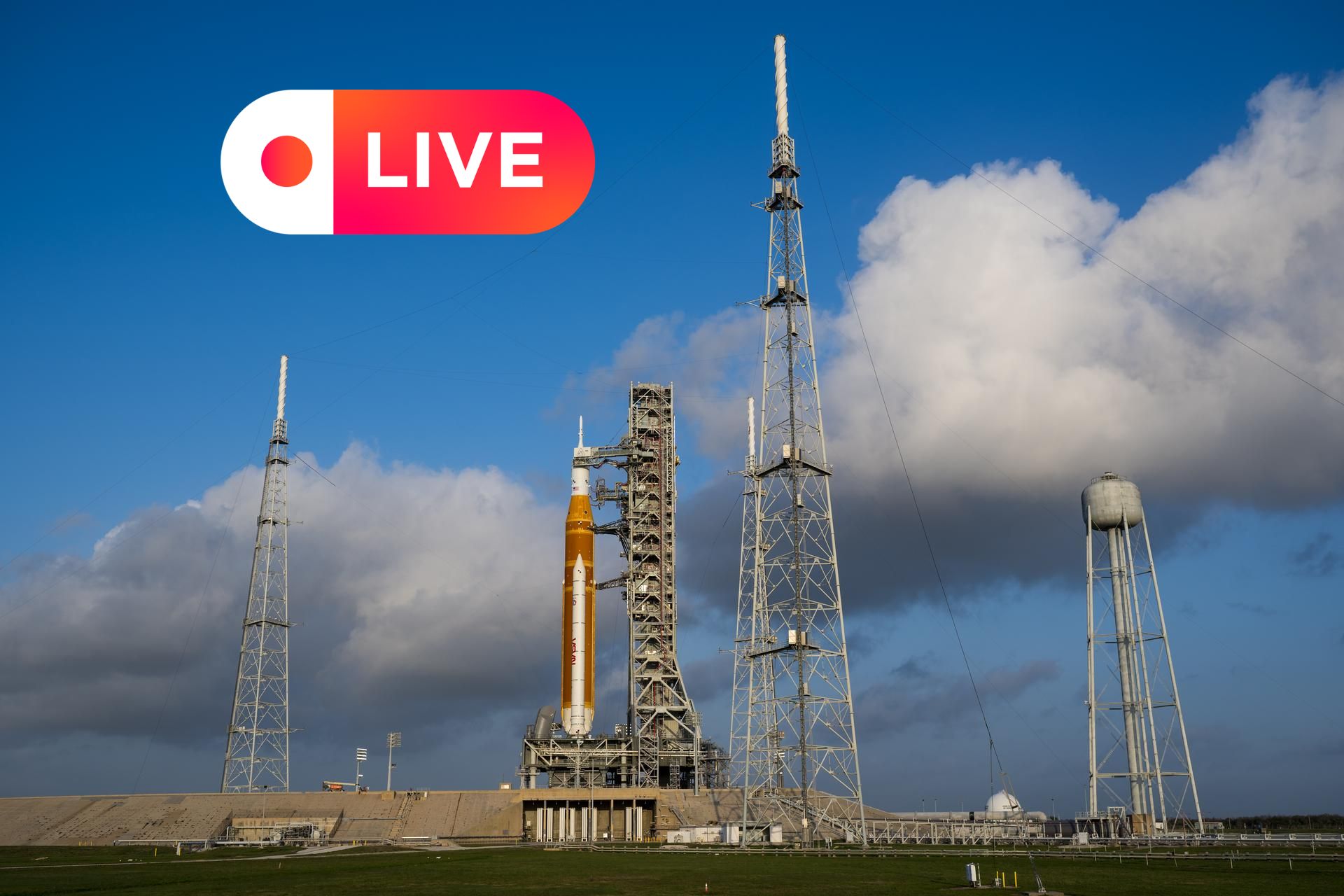 Artemis 2 astronauts board rocket to the Moon