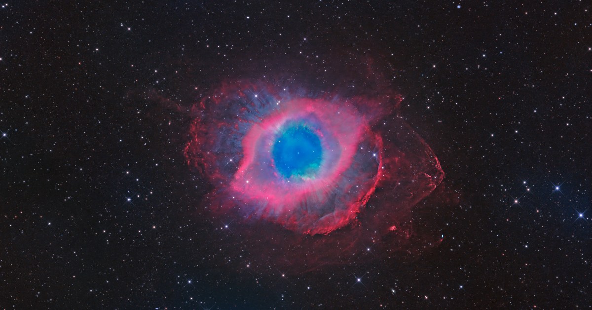 A glowing eye | Astronomy Magazine