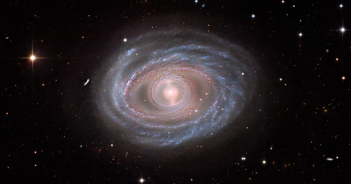 https://www.astronomy.com/wp-content/uploads/2026/09/ASY-SK0926_02.jpg?resize=1200,630