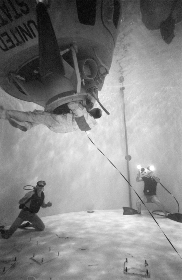 T.K. Mattingly trains underwater at the Manned Spacecraft Center. Credit: NASA.