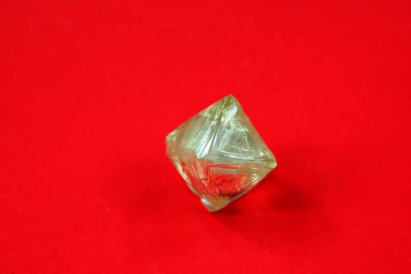 Yellow-octahedral-crystal