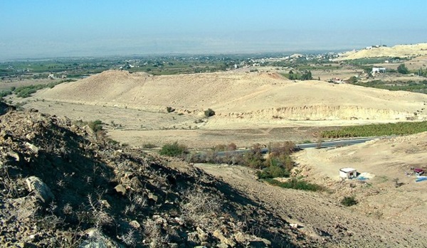 The archaeological site of Tall el-Hammam in Jordan may be the biblical city of Sodom, some researchers suspect. Credit: Wikimedia Commons.