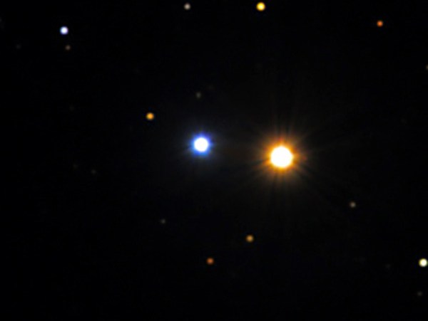 The double star Albireo appears orange and blue