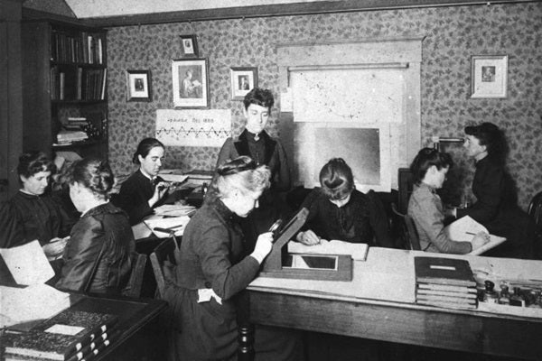 Astronomer_Edward_Charles_Pickerings_Harvard_computers__2_