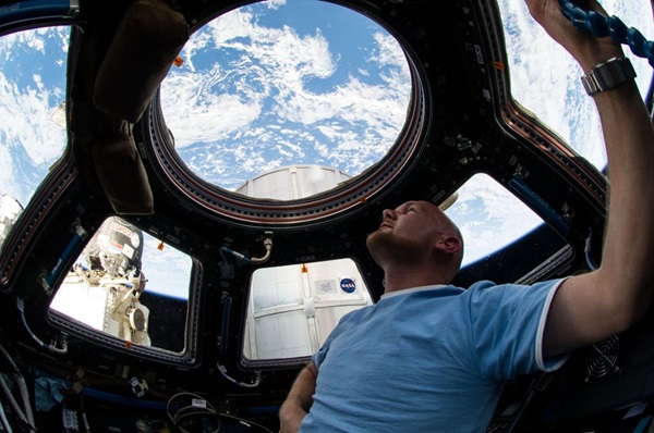 ISS_viewing_window