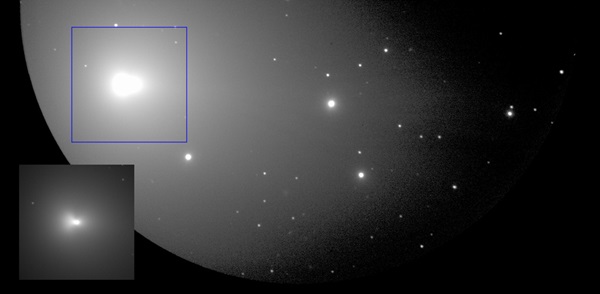  Optical image of the structures surrounding the nucleus of Comet Lovejoy