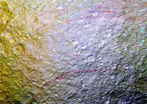 Red arcs on Tethys