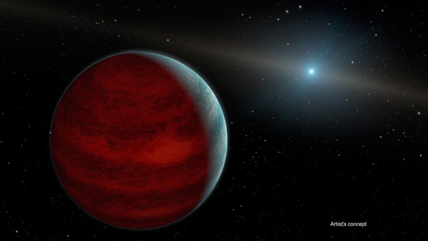 This artist's concept shows a hypothetical "rejuvenated" planet — a gas giant that has reclaimed its youthful infrared glow.