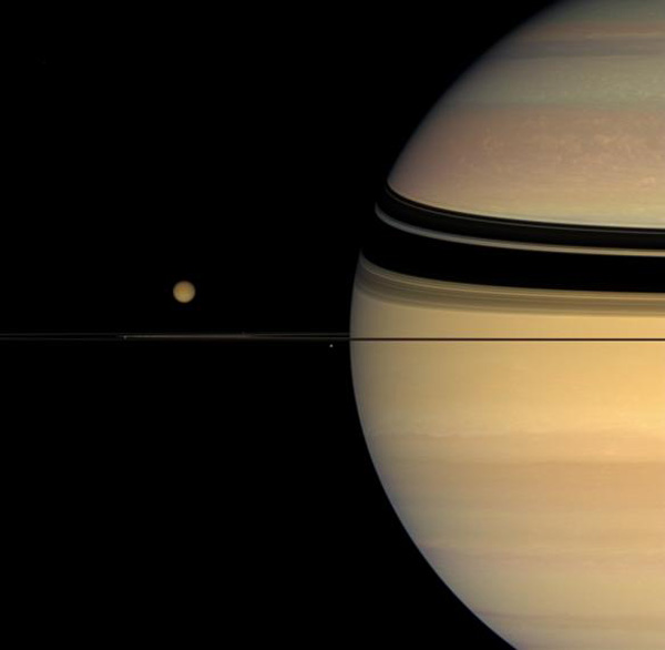 Saturn with 4 moons