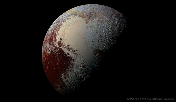 Simulated_view_of_a_halfphase_Pluto