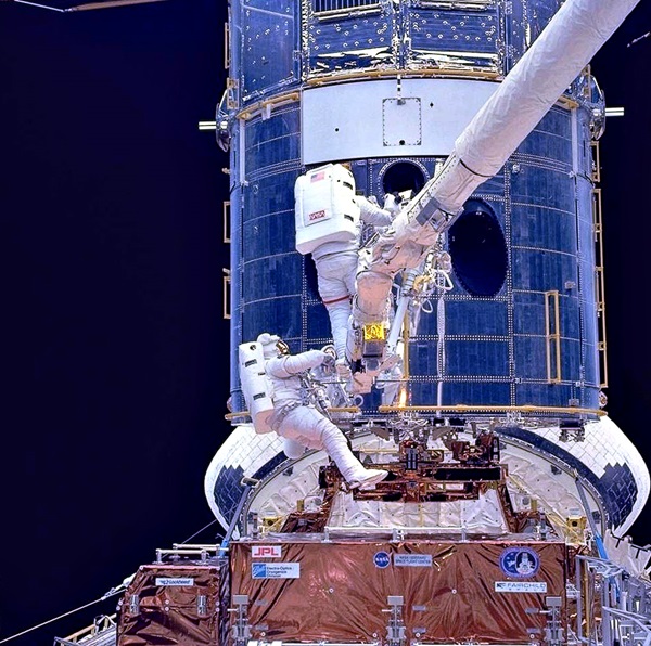 Upgrading_Hubble_during_SM1