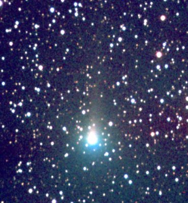 Comet 2001 Q2 (Petriew)