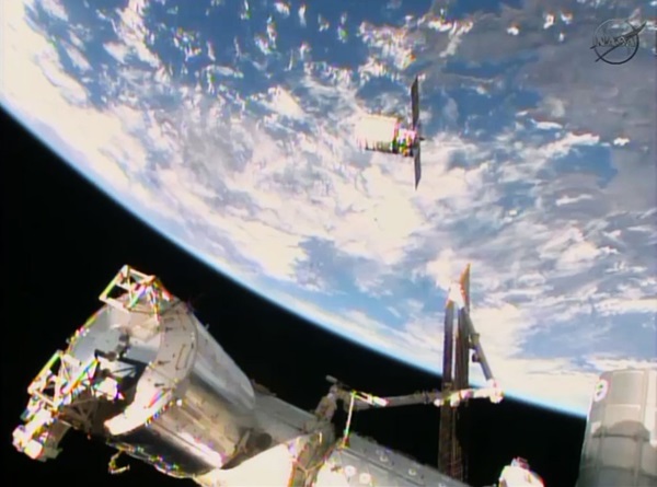 cygnus resupply craft approaches ISS