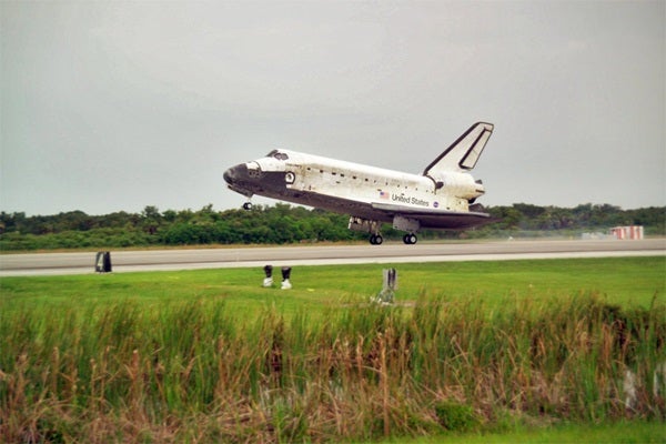 Discovery landing