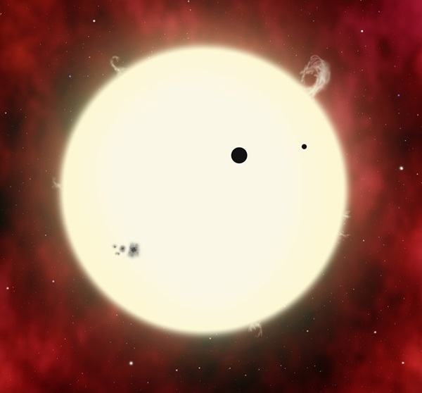 exoplanet_and_its_moon
