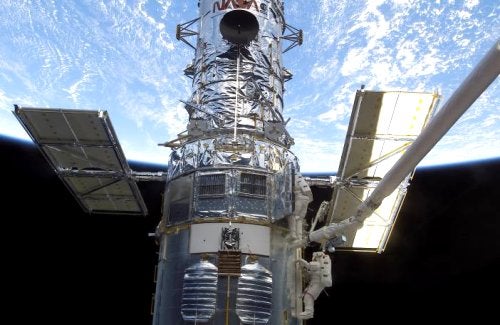Servicing Hubble