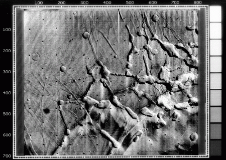 Mariner 9 changes our view of Mars