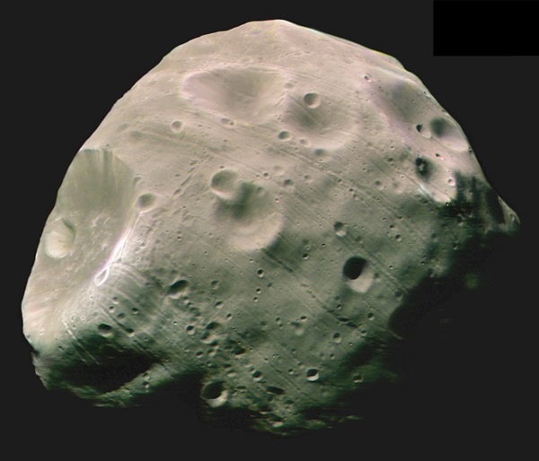 Mars Express images Phobos