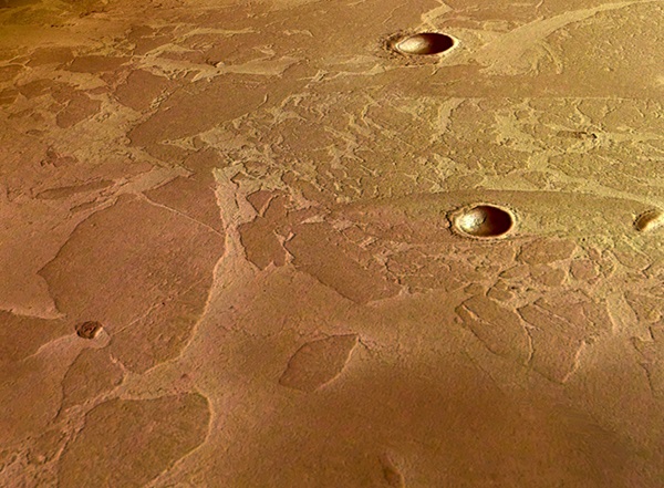 Pack ice in Elysium Planitia 