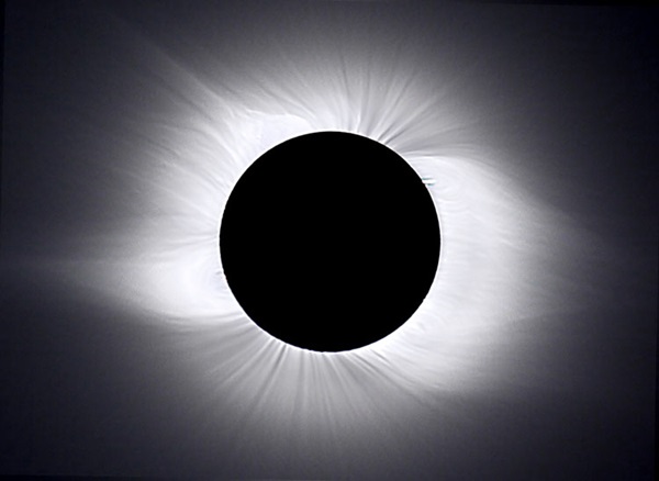 Sun’s corona at solar minimum