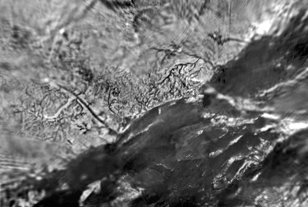 Titan: Huygens DISR close-up 