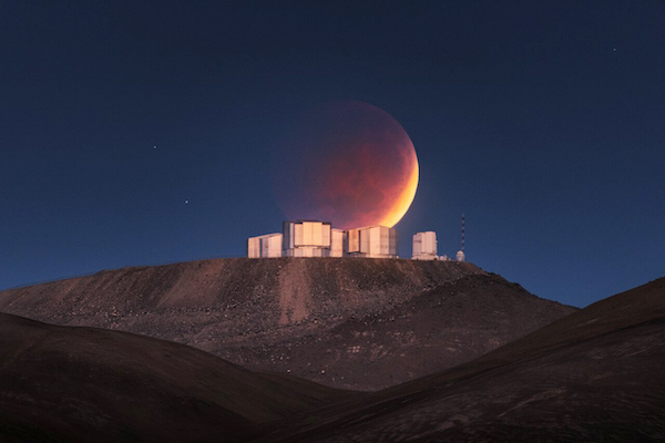 Lunar eclipse over the Very Large Telescope