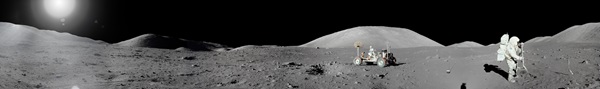Apollo_17_Moon_Panorama