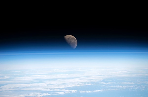 The Earn and Moon, seen from the International Space Station. Credit: NASA Earth Observatory