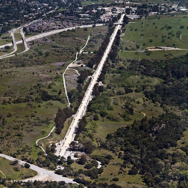 SLAC_National_Accelerator_Laboratory_Aerial_2