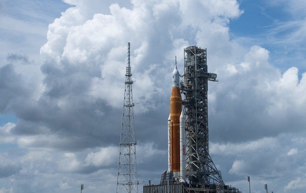 Artemis I rocket takes last road trip despite lightning
