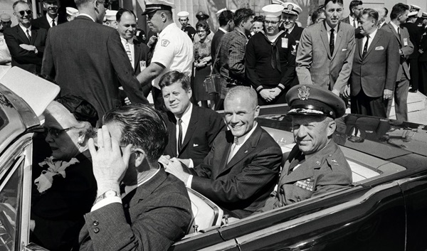 John Glenn and President John Kennedy in 1962. Credit: NASA/SCIENCE PHOTO LIBRARY