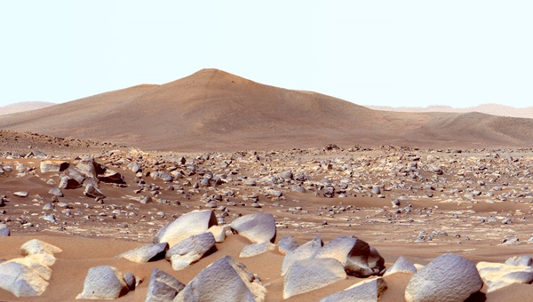 Mastcam-Z image of Santa Cruz on Mars